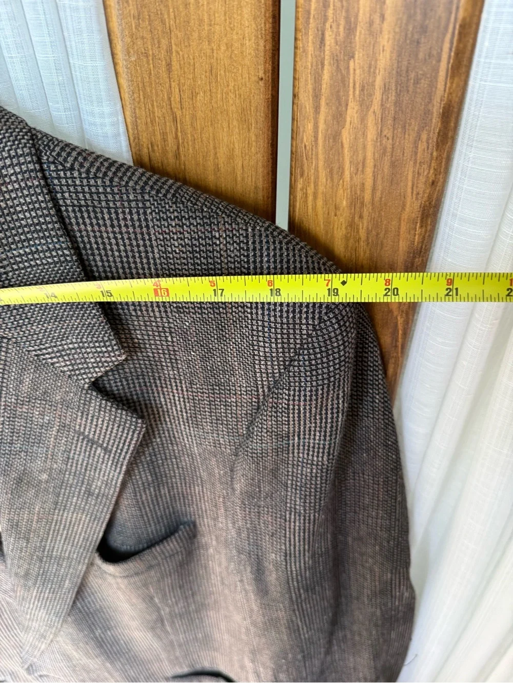 VTG Burberry’s Brown Herringbone Sport Coat